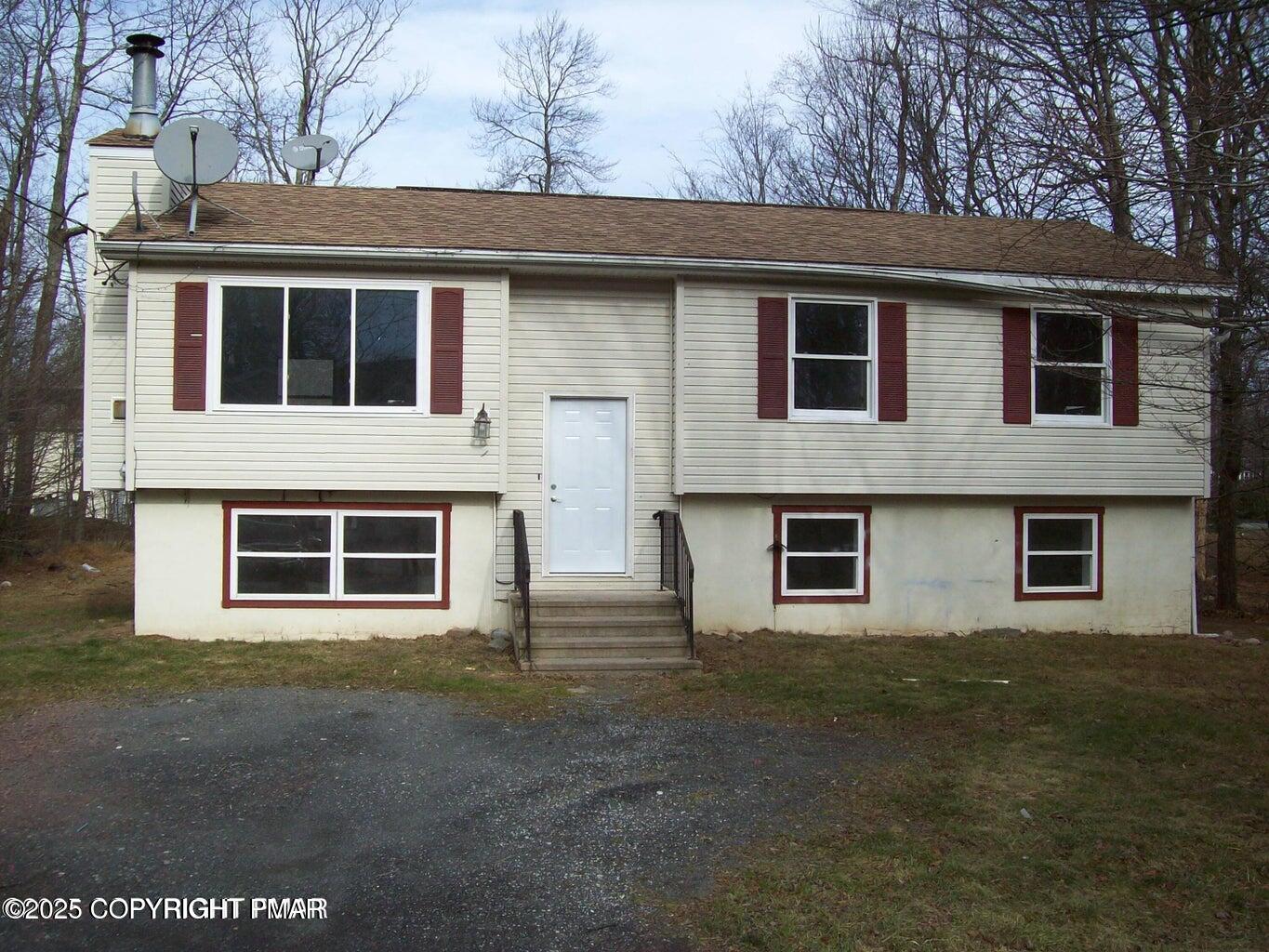 4161 Romeo Road Tobyhanna, PA 18466 - Photo 1 of 26 20251119213212363691000000-o