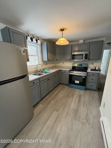 $2,250 | 4161 Romeo Road, Tobyhanna, PA 18466