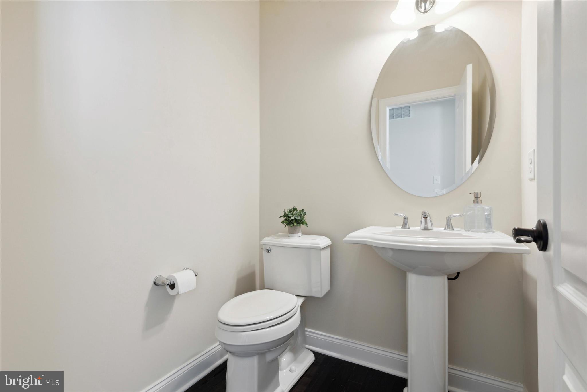 204 Jackdaw Alley Springfield, PA 19064 - Photo 11 of 26 Half Bath