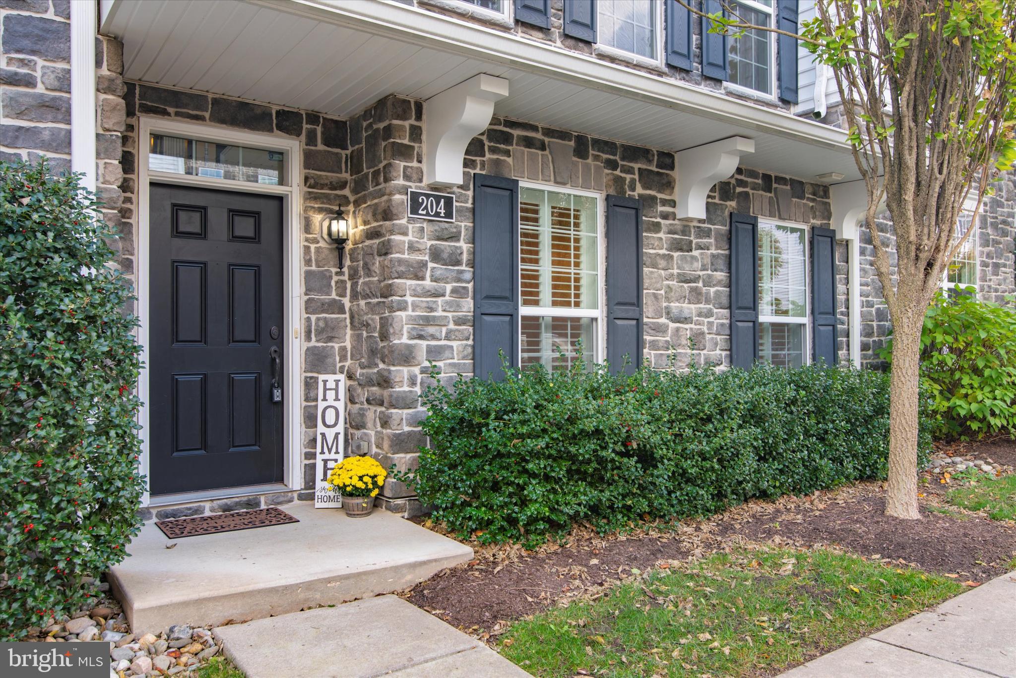 204 Jackdaw Alley Springfield, PA 19064 - Photo 2 of 26 Covered Front Porch