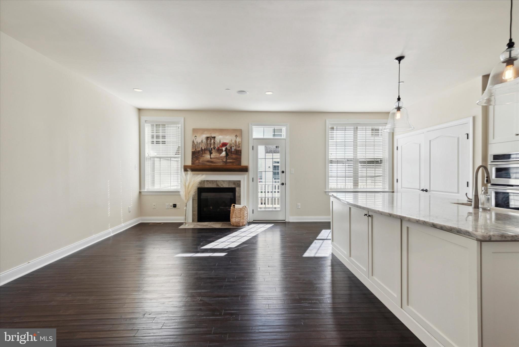 204 Jackdaw Alley Springfield, PA 19064 - Photo 7 of 26 Family Room