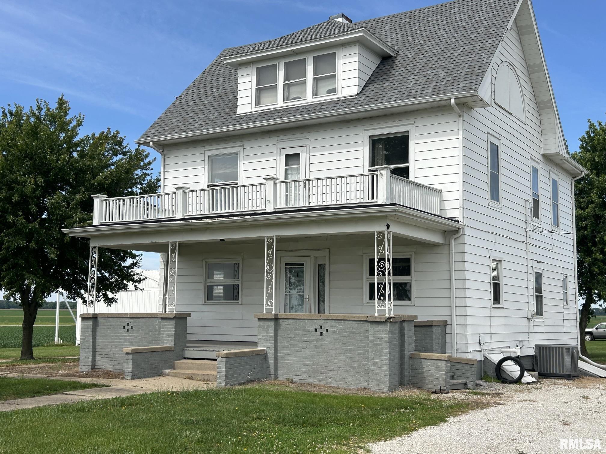 1439 Roby Road Mechanicsburg, IL 62545 - Photo 3 of 28