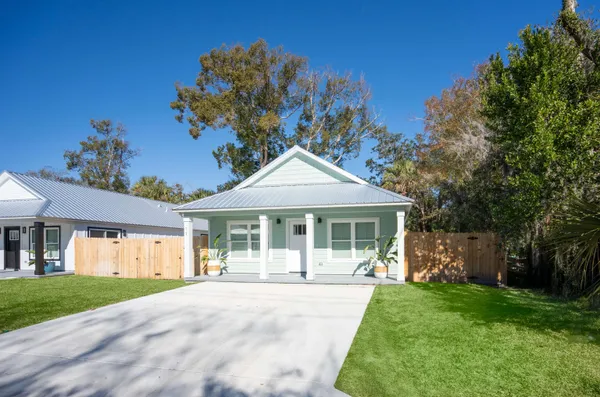 $2,195 | 71 Helen Street, St. Augustine, FL 32084