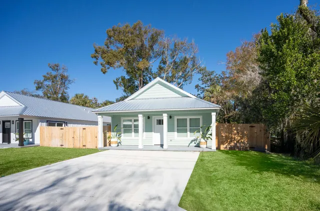 $2,195 | 71 Helen Street, St. Augustine, FL 32084