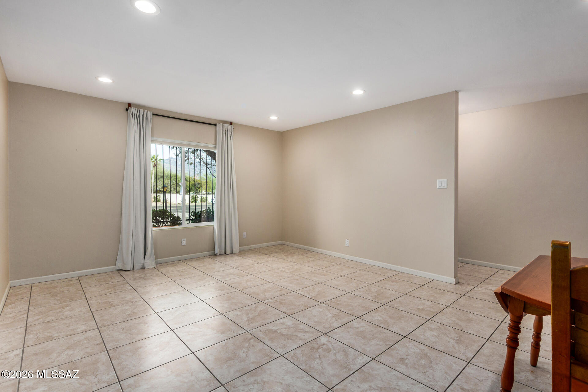 4386 East Fort Lowell Road Tucson, AZ 85712 - Photo 4 of 33 Gallery Image 4