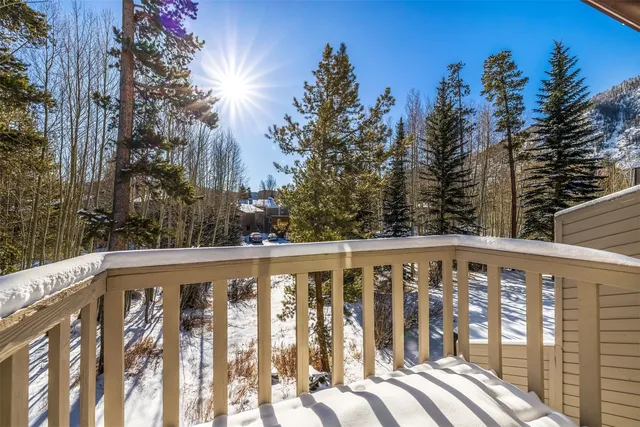 a view of a large building