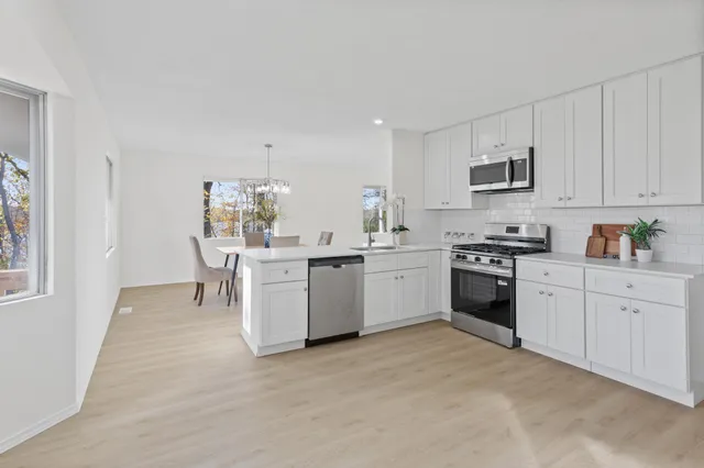 $599,900 | 14085 85th Place North, Maple Grove, MN 55369