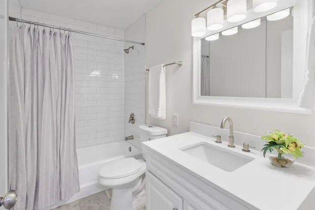 $599,900 | 14085 85th Place North, Maple Grove, MN 55369