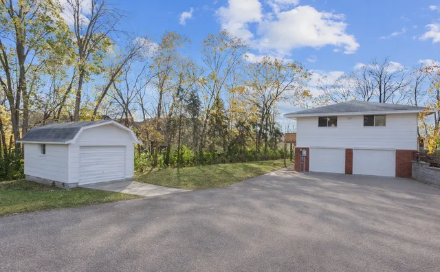 $599,900 | 14085 85th Place North, Maple Grove, MN 55369