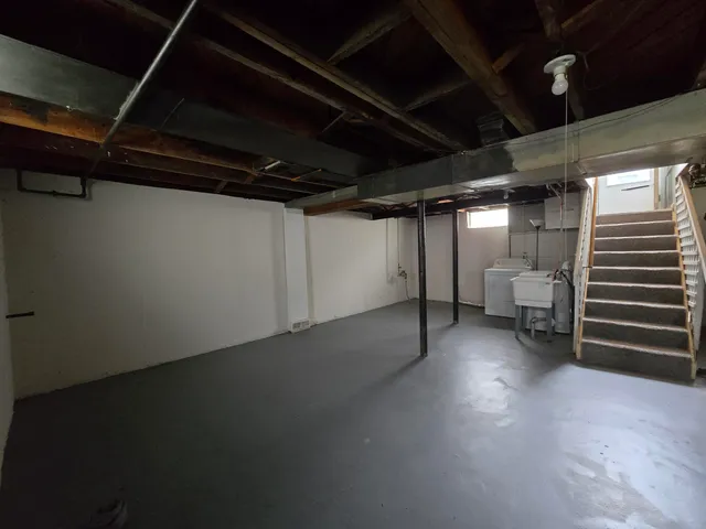 $169,900 | 4506 Syracuse Street, Dearborn Heights, MI 48125