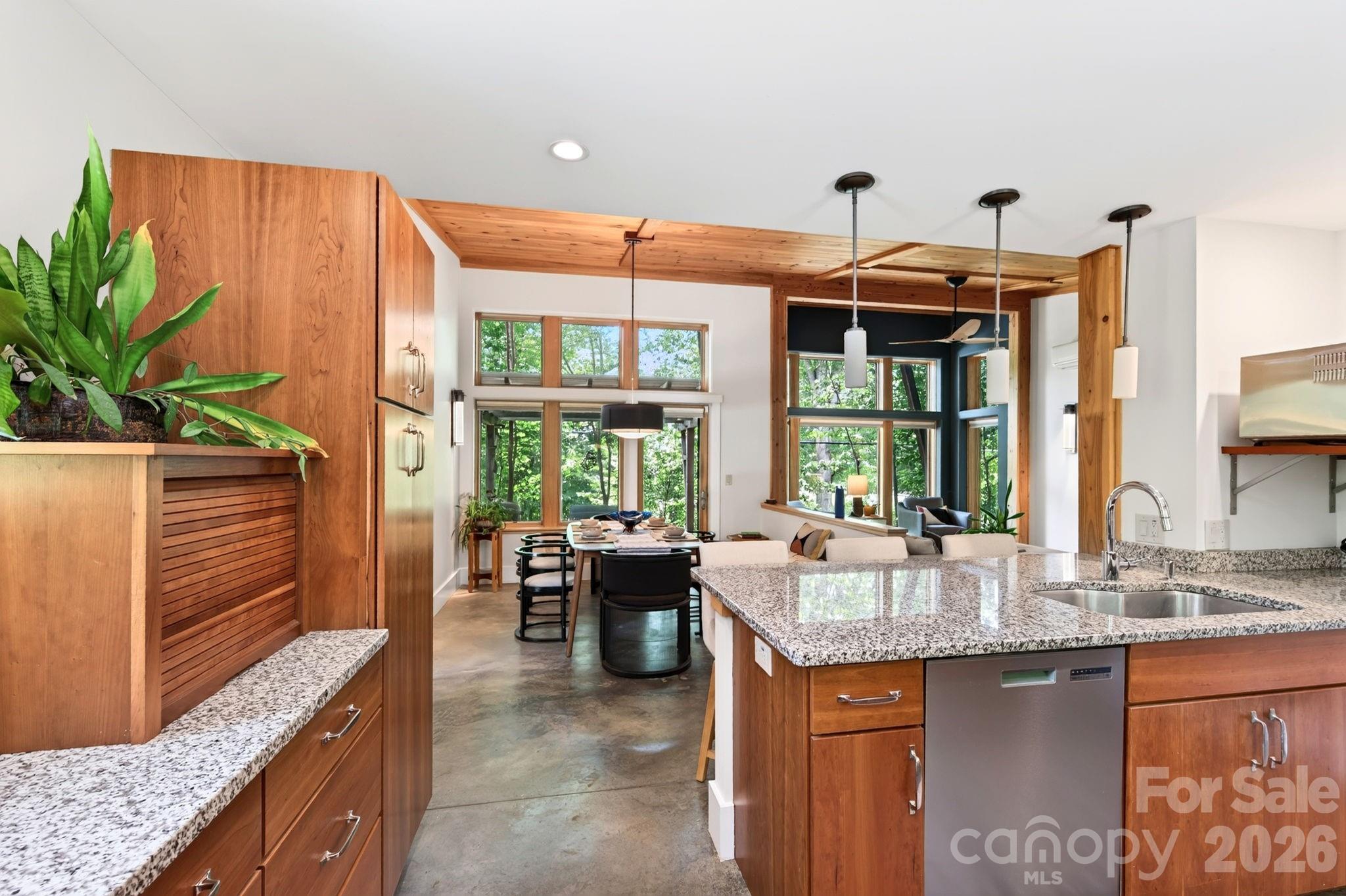 253 Edgewood Road Asheville, NC 28804 - Photo 12 of 38