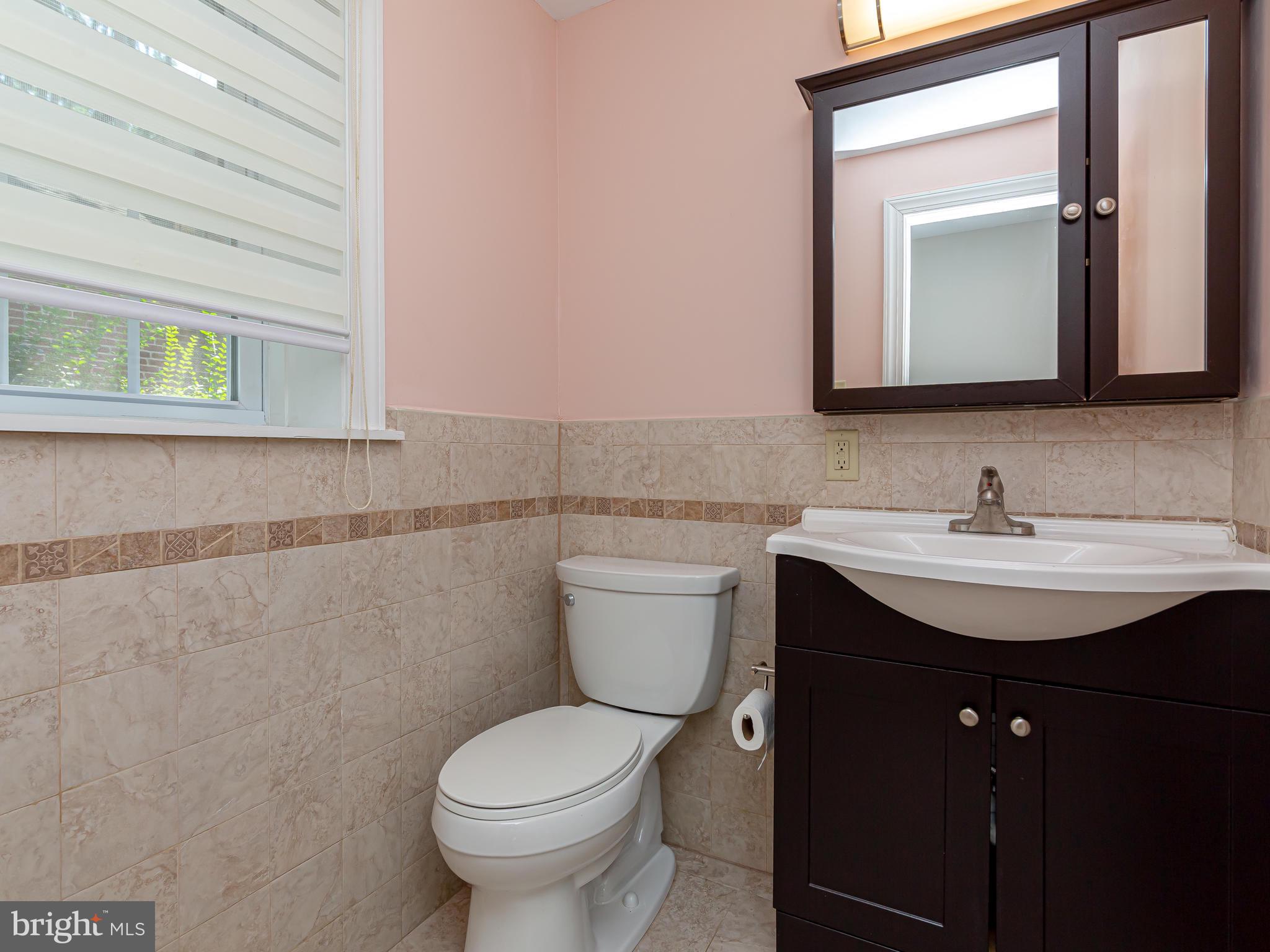 227 Crosshill Road Wynnewood, PA 19096 - Photo 21 of 28