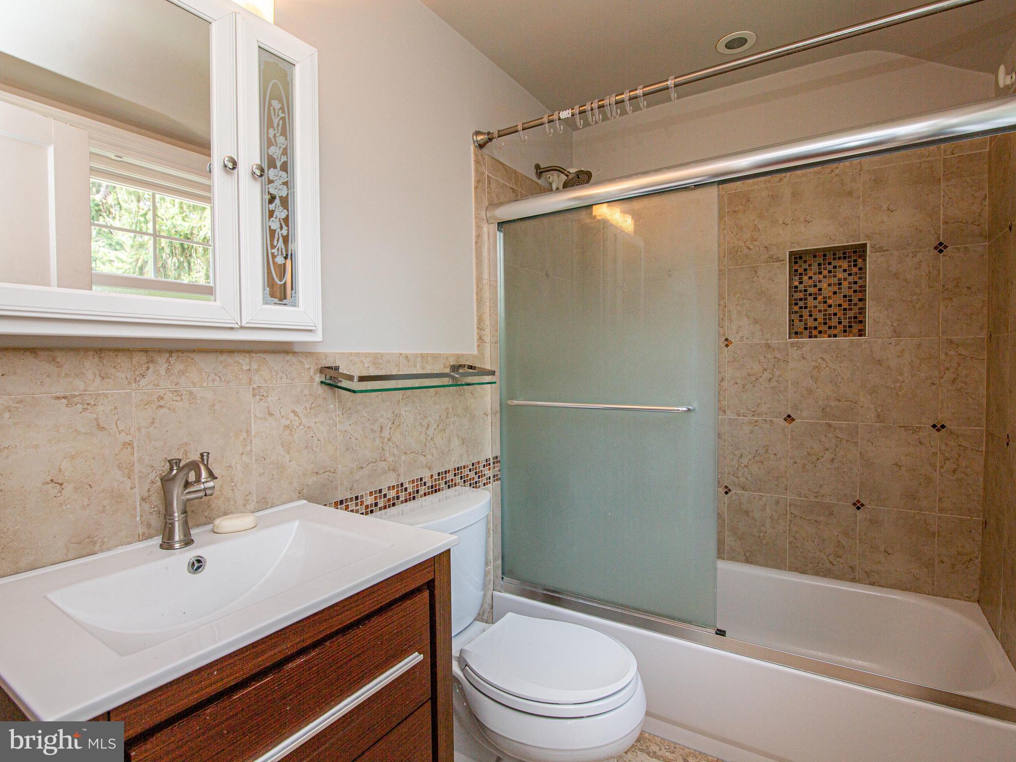 227 Crosshill Road Wynnewood, PA 19096 - Photo 24 of 28