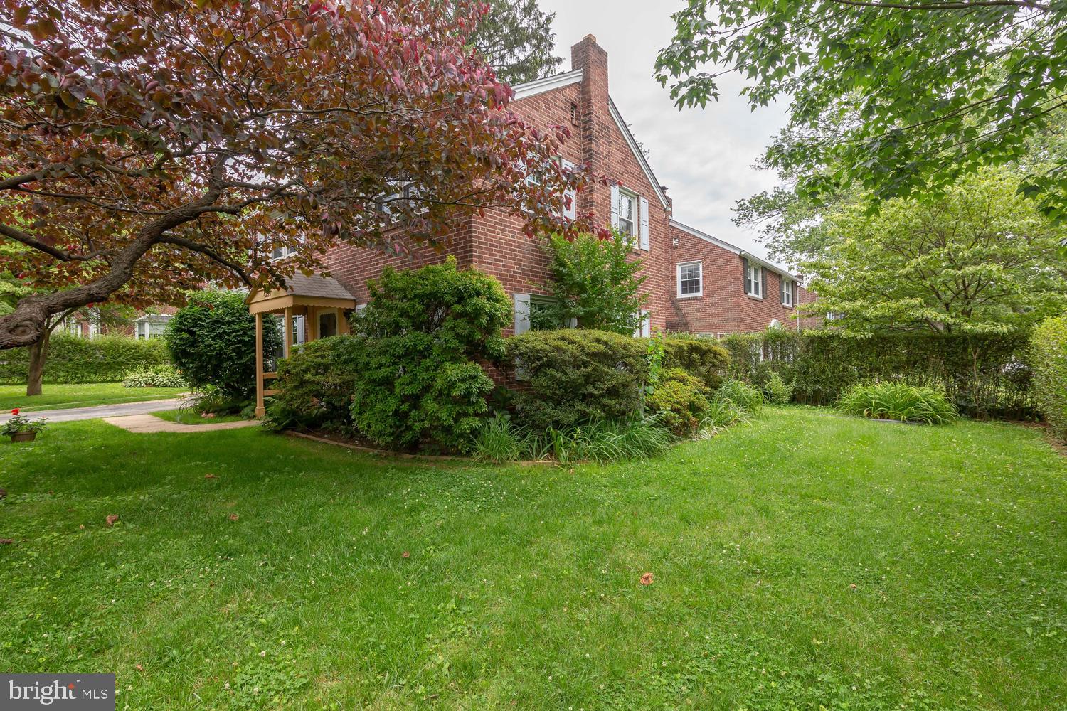 227 Crosshill Road Wynnewood, PA 19096 - Photo 9 of 28