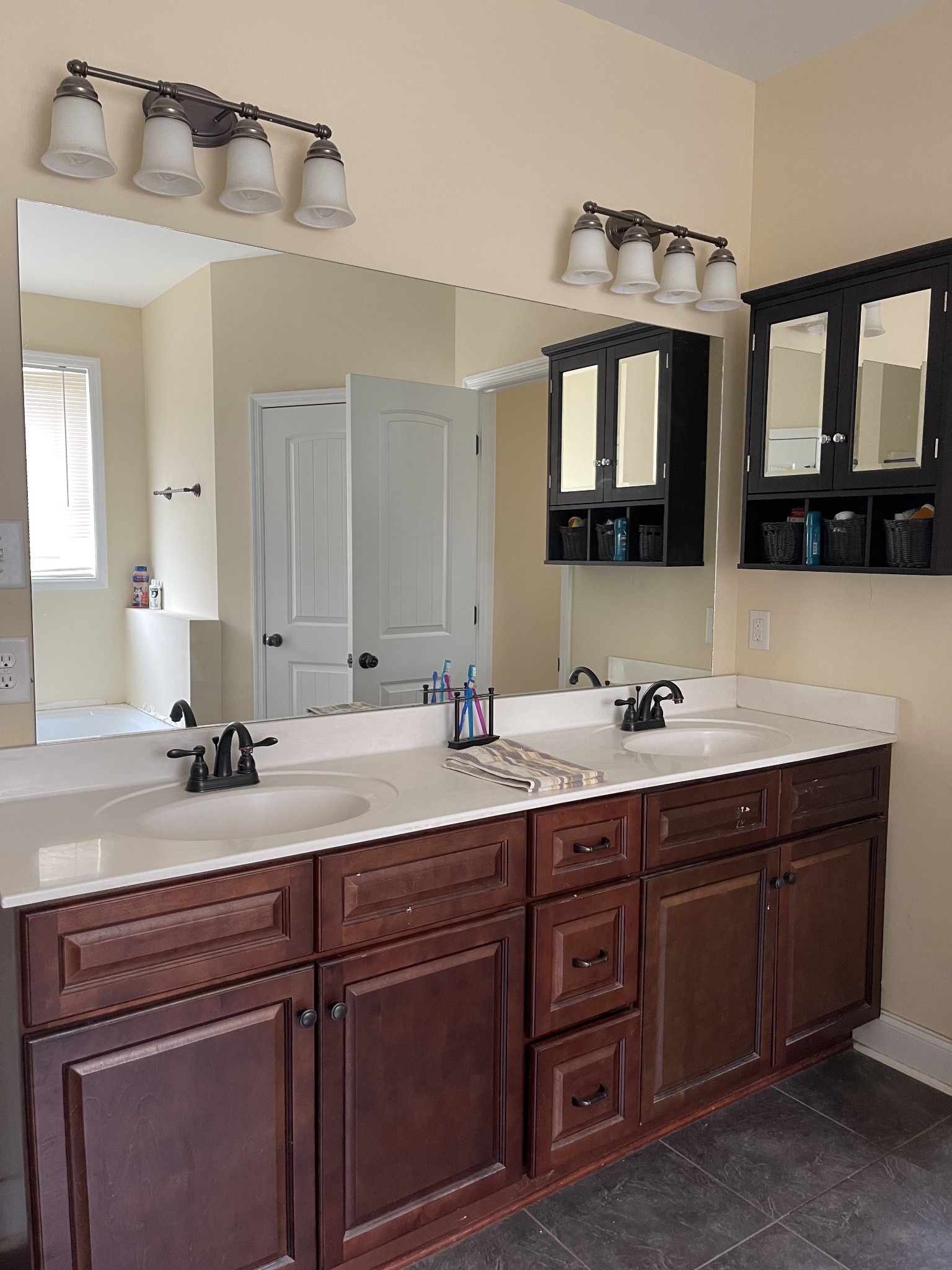 511 Franklin Road Gallatin, TN 37066 - Photo 23 of 47 a bathroom with a sink and a mirror