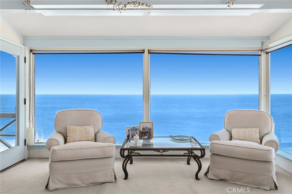1665 Viking Road Laguna Beach, CA 92651 - Photo 4 of 37