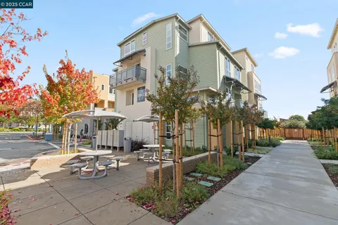 $829,000 | 27260 Cosmo Court, Hayward, CA 94541