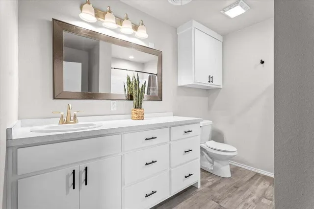 $1,550 | 327 Hiracheta Drive, New Home, TX 79381