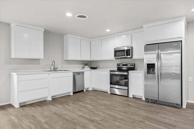 $1,550 | 327 Hiracheta Drive, New Home, TX 79381