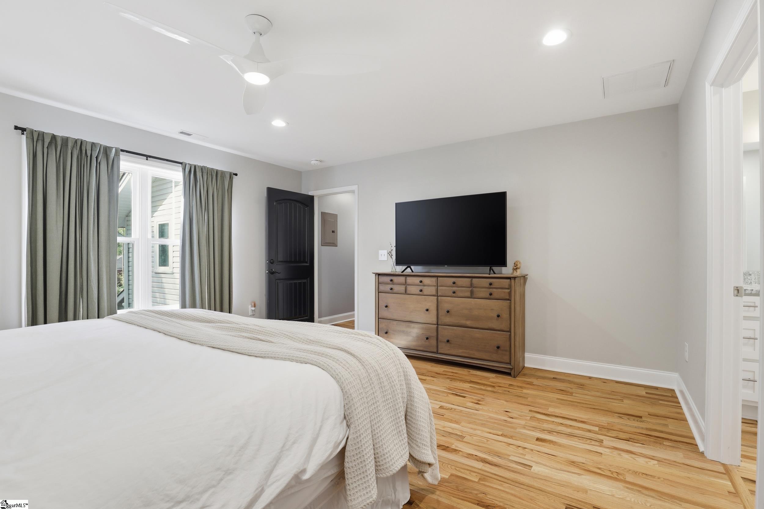 32 Blair Street Greenville, SC 29607 - Photo 13 of 27 Gallery Image 13