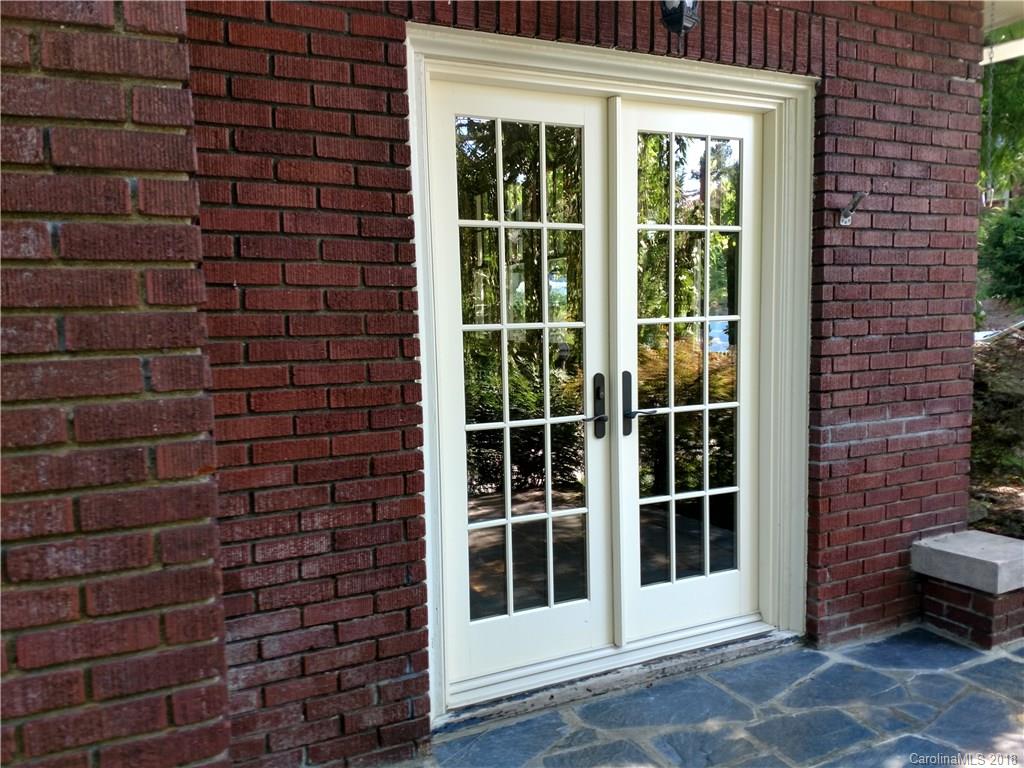 73 Gracelyn Road Asheville, NC 28804 - Photo 6 of 14 Gallery Image 6