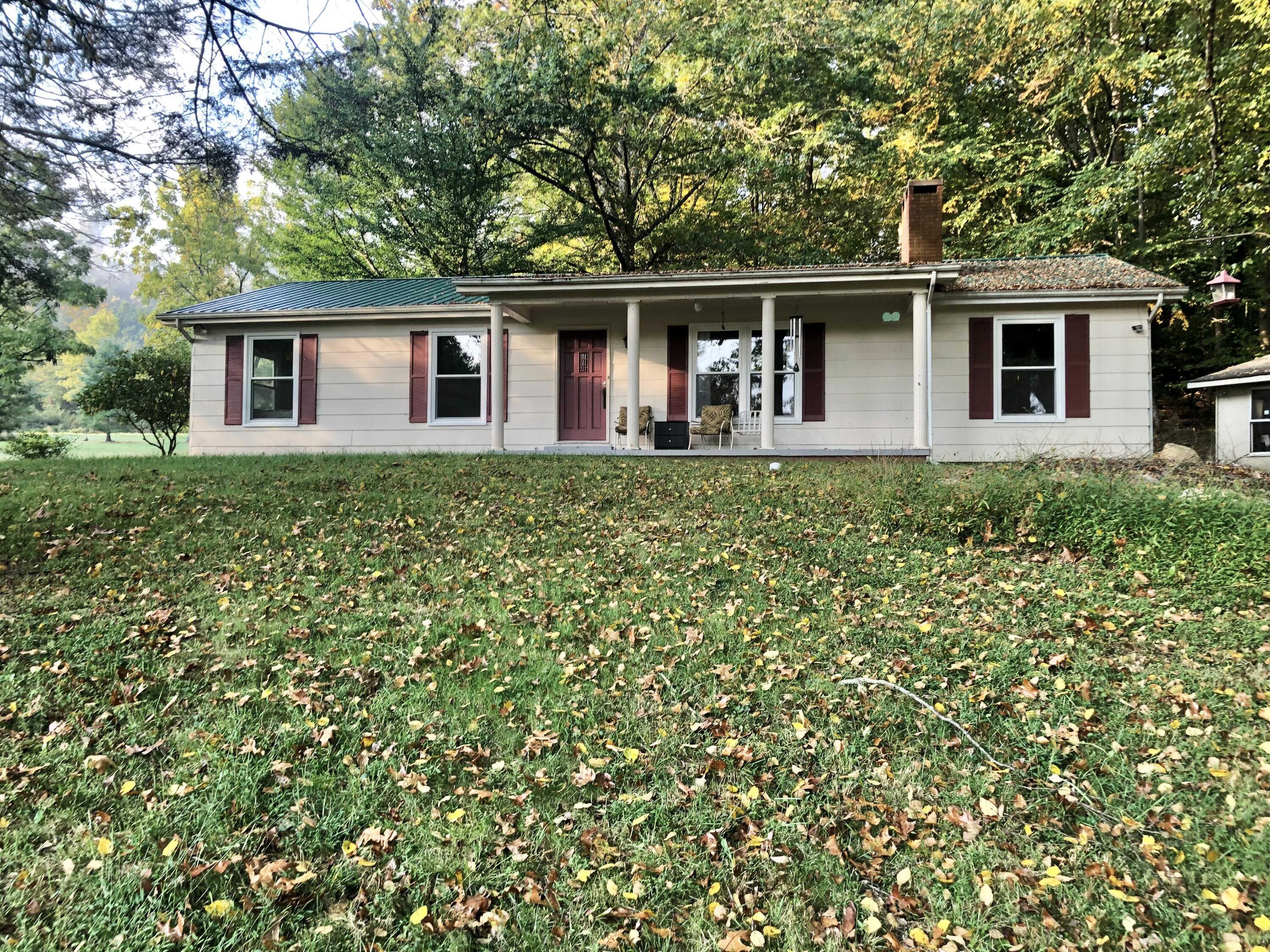 170 Wolfe Lane Butler, TN 37640 - Photo 1 of 34 IMG_3228