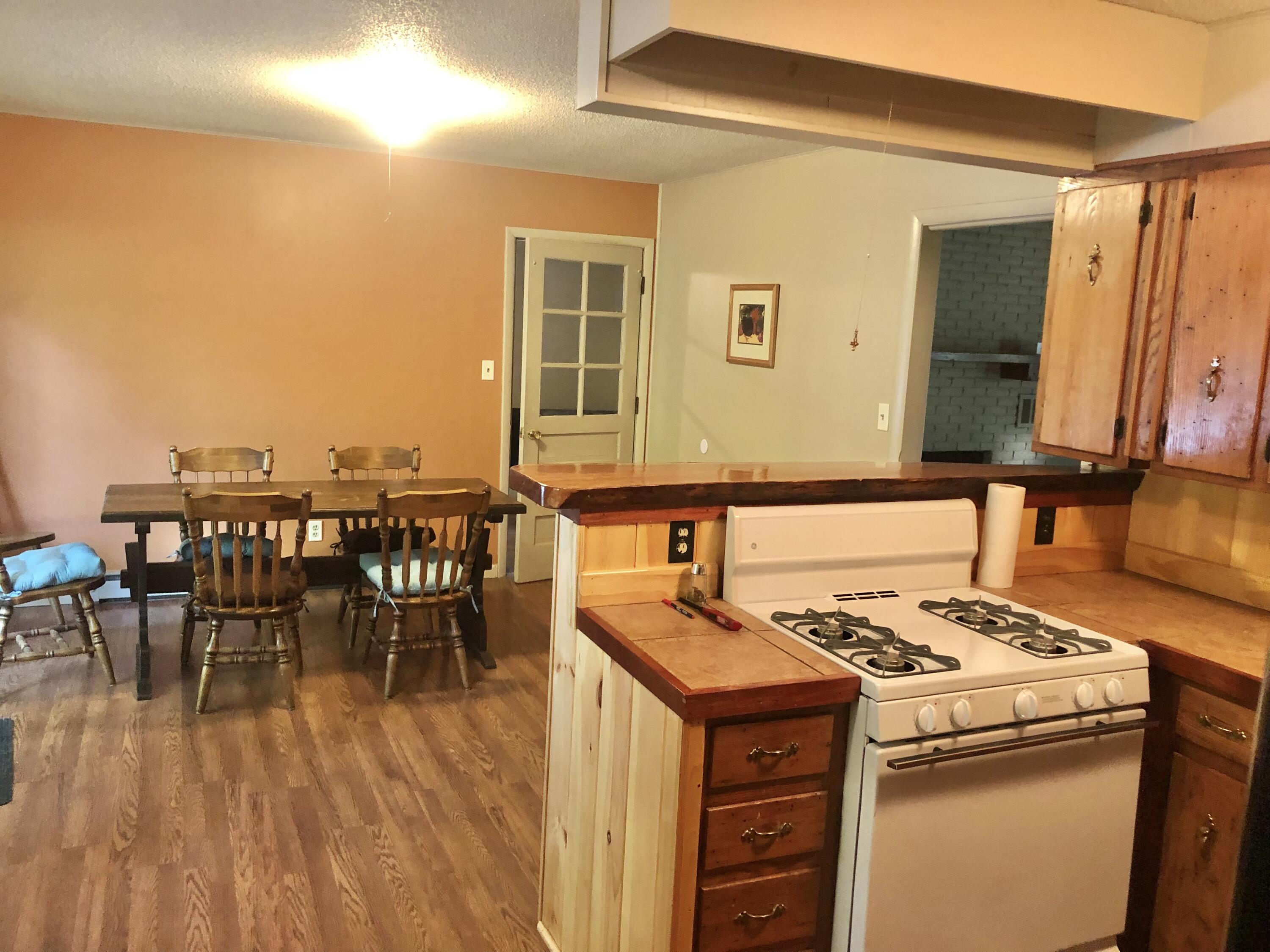 170 Wolfe Lane Butler, TN 37640 - Photo 16 of 34 IMG_3212