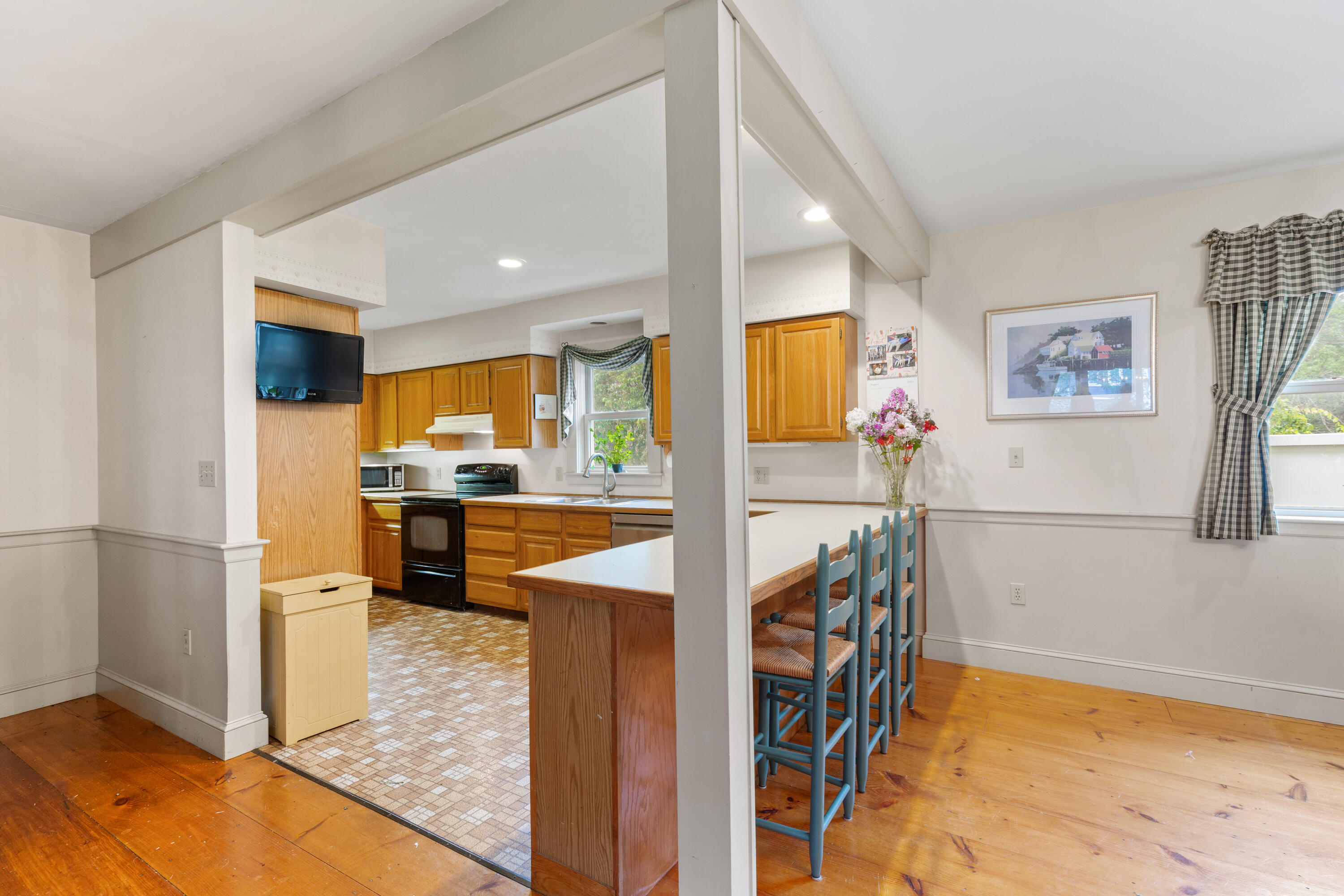 2544 Bristol Road New Harbor, ME 04554 - Photo 9 of 37 08-2544BristolRd-NewHarbor-KS