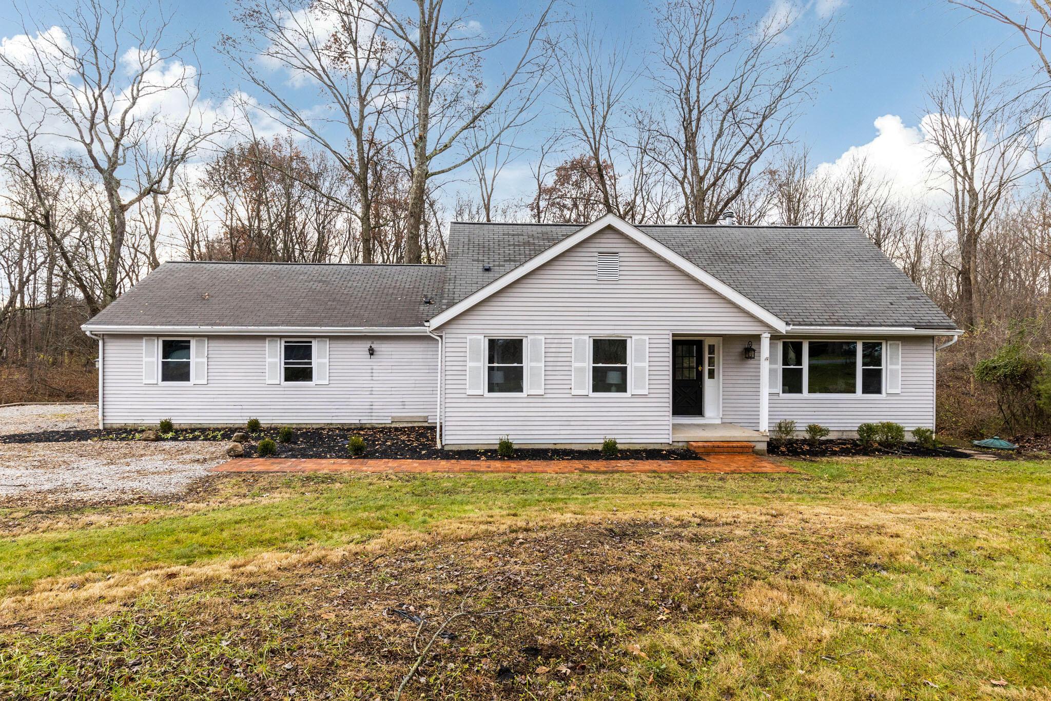 8116 Lewis Center Rd
