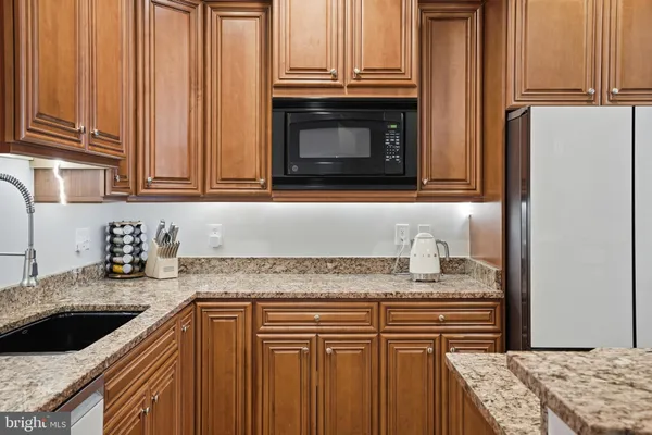 $1,199,888 | 7714 Spoleto Lane, Unit 54, McLean, VA 22102