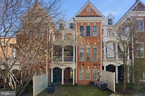 $1,199,888 | 7714 Spoleto Lane, Unit 54, McLean, VA 22102