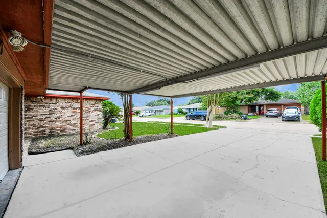 a view of a house with a outdoor space