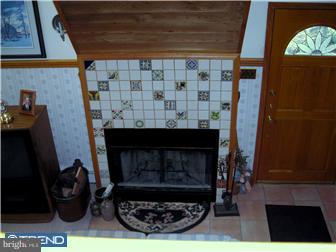 301 West Waverly Road Glenside, PA 19038 - Photo 5 of 12 Family Room