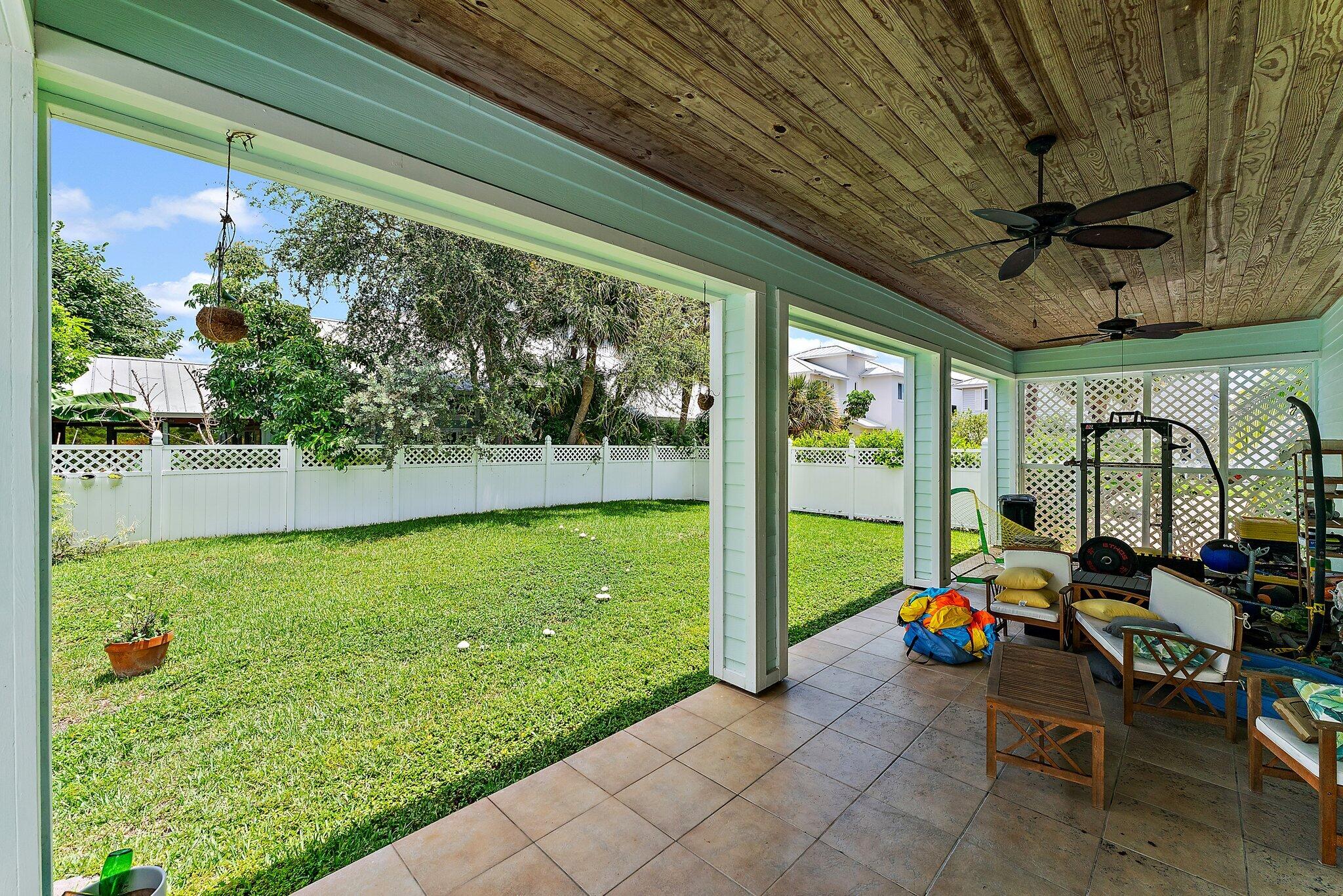 807 Xanadu Place Jupiter, FL 33477 - Photo 28 of 36