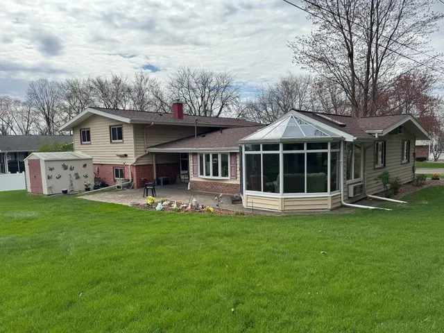 $549,000 | 411 Midland Lane, Monona, WI 53716