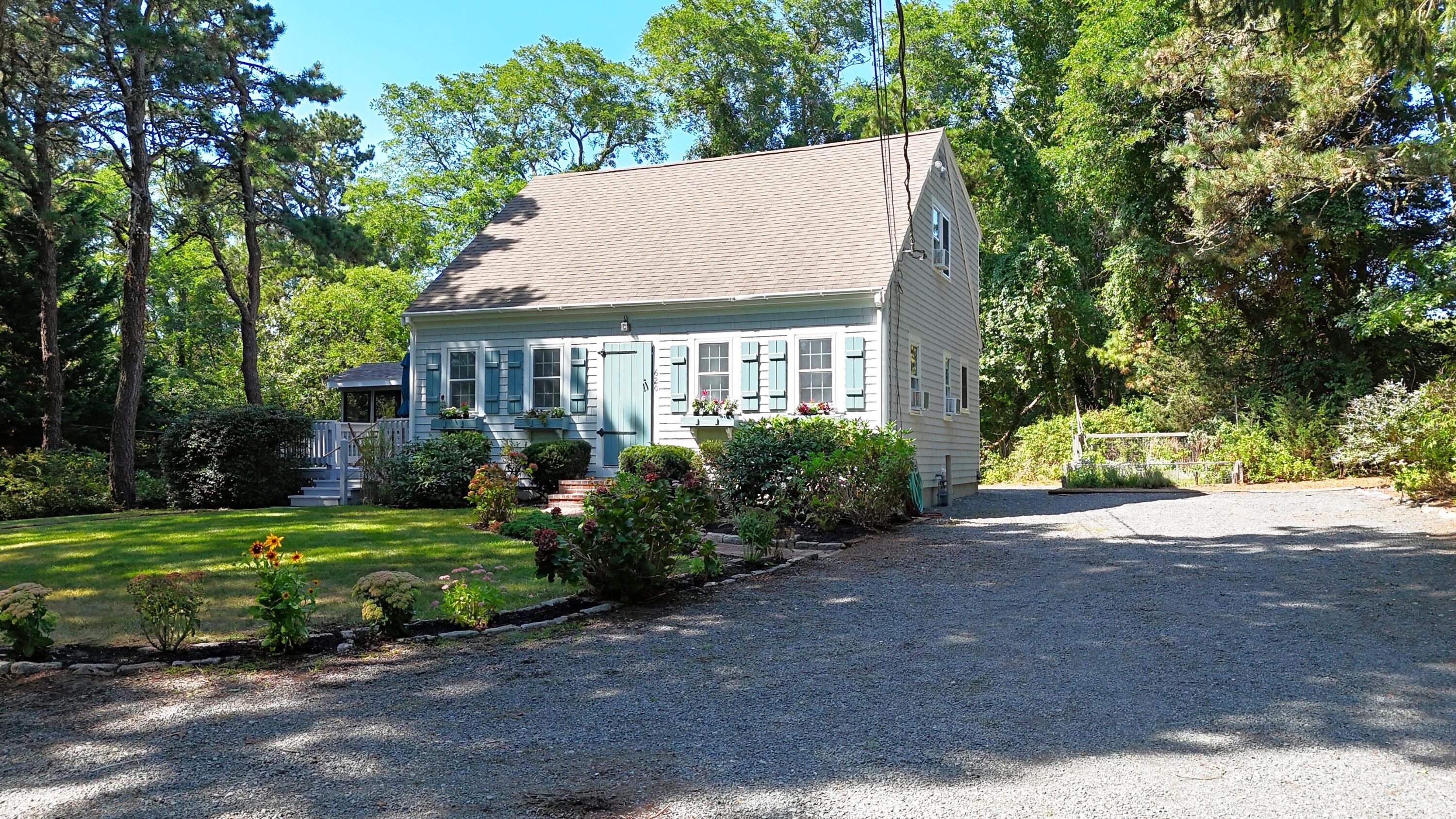 620 Kingsbury Beach Road Eastham, MA 02642 - Photo 5 of 82 DJI_20260904140756_0551_D ()