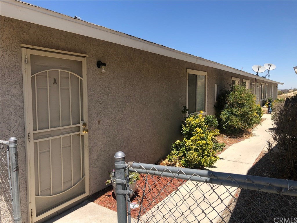 14922 Ritter Street Victorville, CA 92394 - Photo 4 of 11
