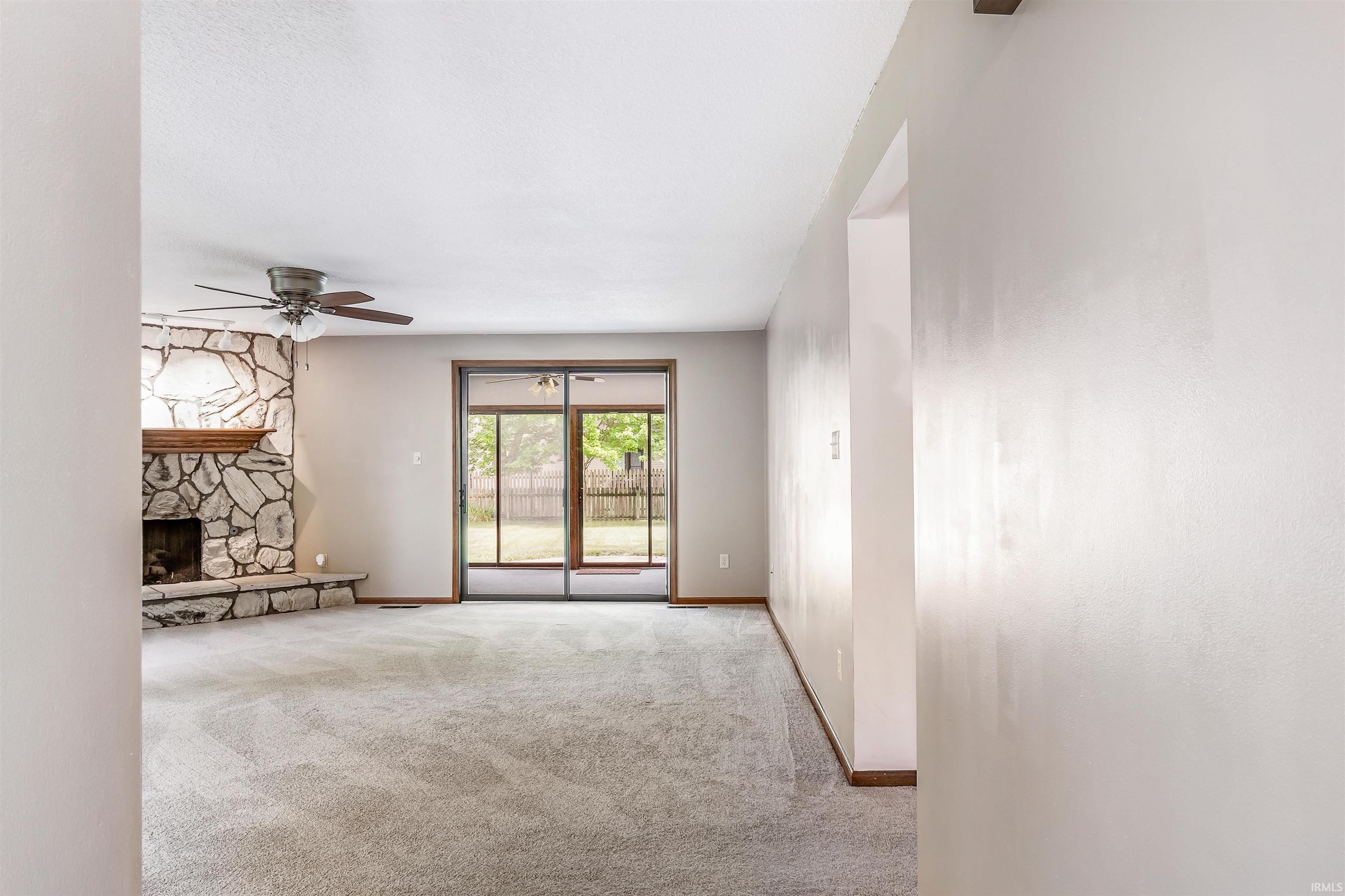 6530 Tanbark Trail Fort Wayne, IN 46835 - Photo 3 of 30