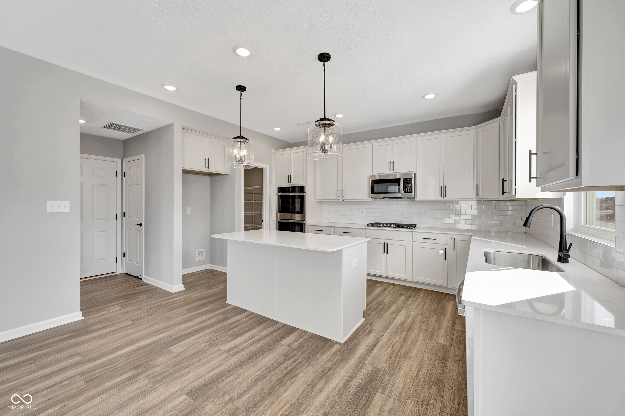 17051 Silo Rdg Way Noblesville, IN 46060 - Photo 6 of 27