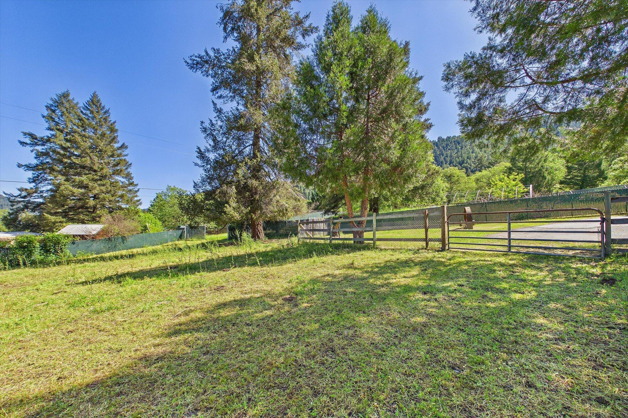 1490 Red Cap Road Orleans, CA 95556 - Photo 70 of 71