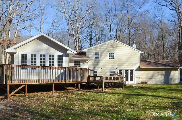 $574,900 | 90 Robin Ridge Drive, Madison, CT 06443