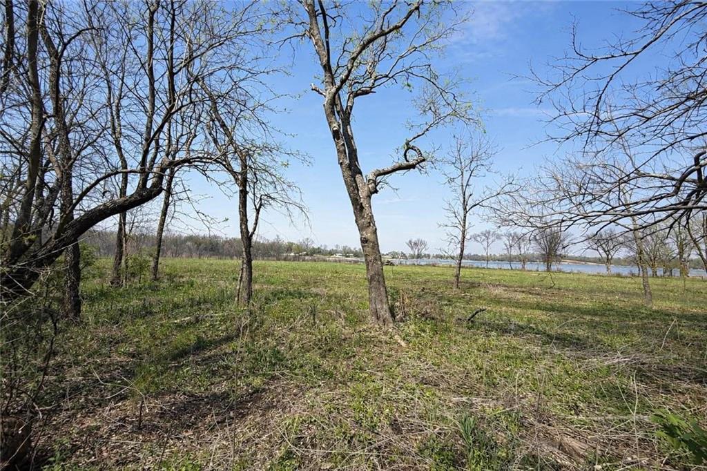 18760 Mckinley Lake Road Oswego, KS 67356 - Photo 5 of 6