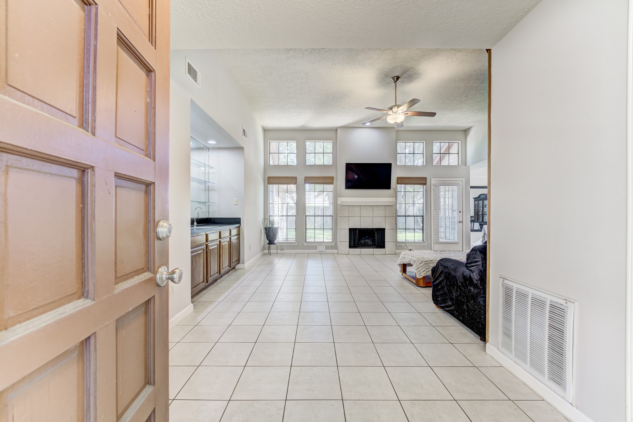 16134 Beechnut Street Houston, TX 77083 - Photo 6 of 50