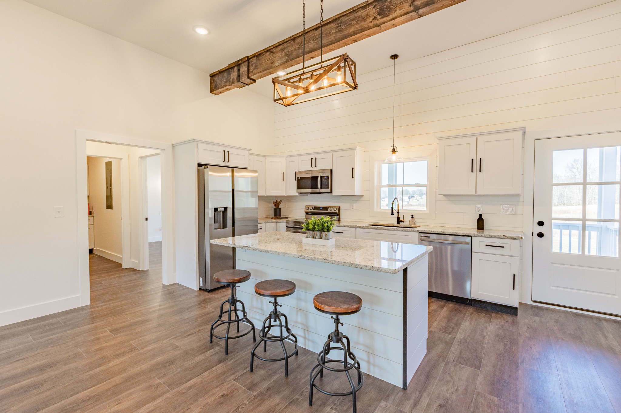 1248 Lowery Road Walling, TN 38587 - Photo 2 of 25