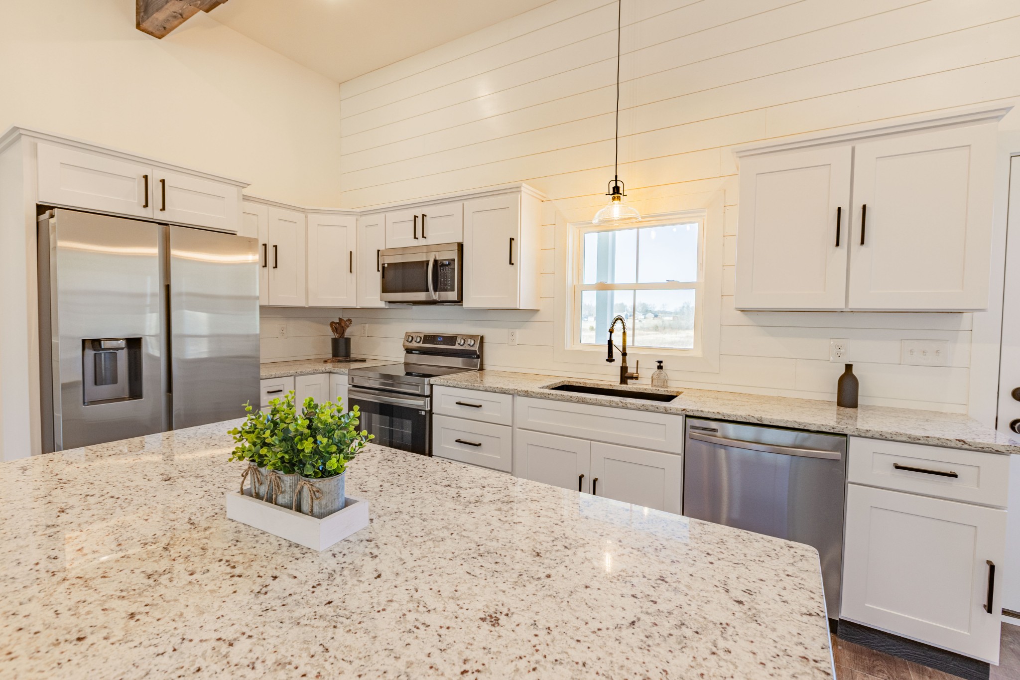 1248 Lowery Road Walling, TN 38587 - Photo 5 of 25