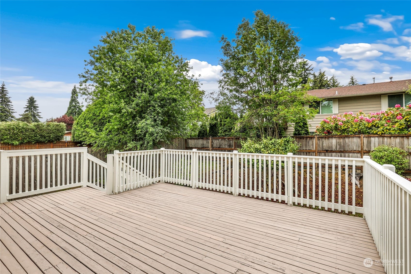 3672 Southwest 318th Street Federal Way, WA 98023 - Photo 14 of 40 a view of a wooden roof deck
