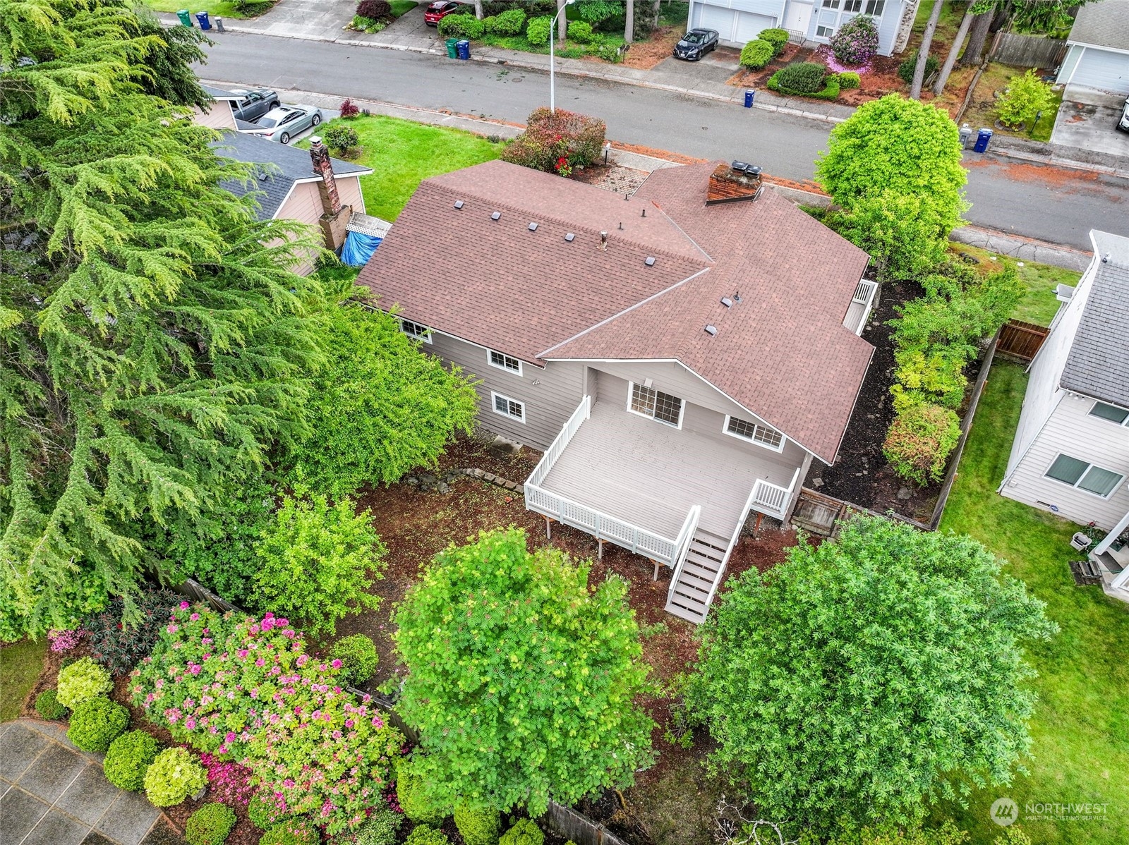 3672 Southwest 318th Street Federal Way, WA 98023 - Photo 36 of 40 an aerial view of a house with a garden