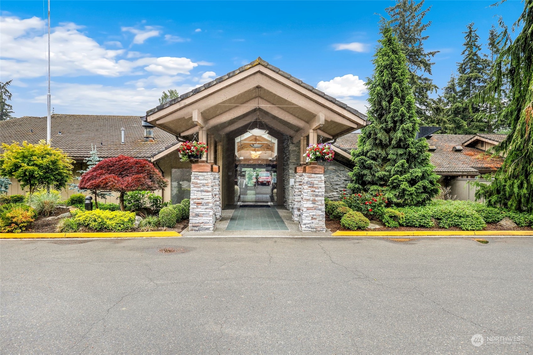 3672 Southwest 318th Street Federal Way, WA 98023 - Photo 39 of 40 a front view of a house with a yard