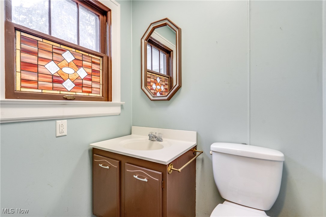 102 Canton Road Akron, OH 44312 - Photo 19 of 38 1/2 bath