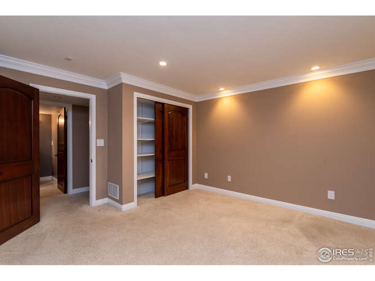 7177 Four Rivers Road Boulder, CO 80301 - Photo 29 of 32 a view of an empty room